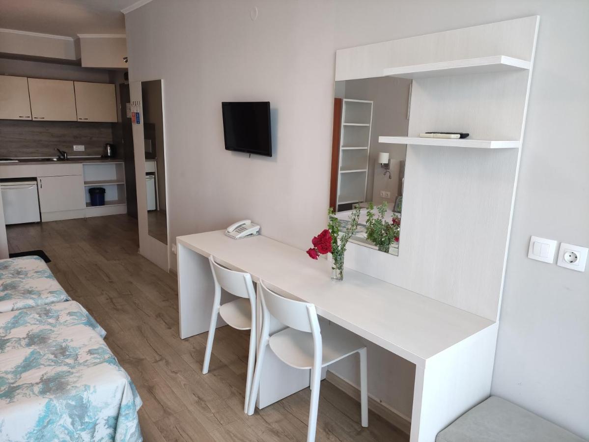 Helios Hotel Balchik Exterior photo