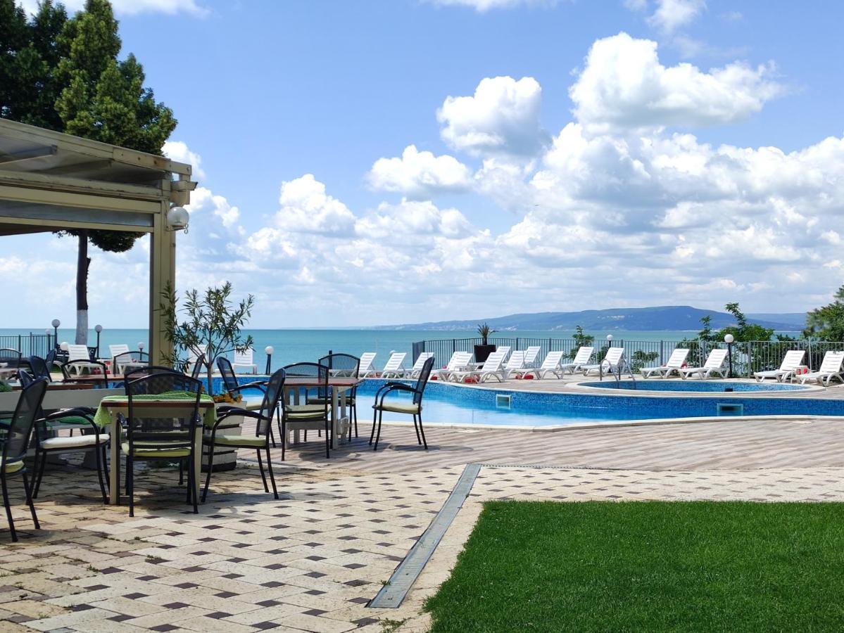 Helios Hotel Balchik Exterior photo